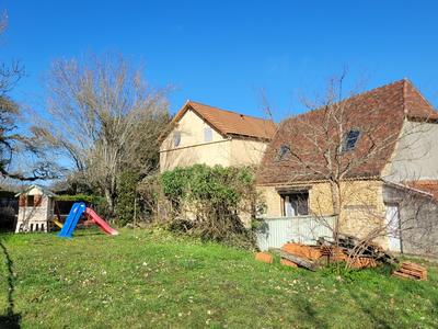 Maison de village - 195 m² - 7 pièces