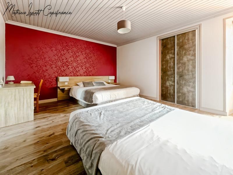 Maison en pierre - 550 m² - 14 pièces