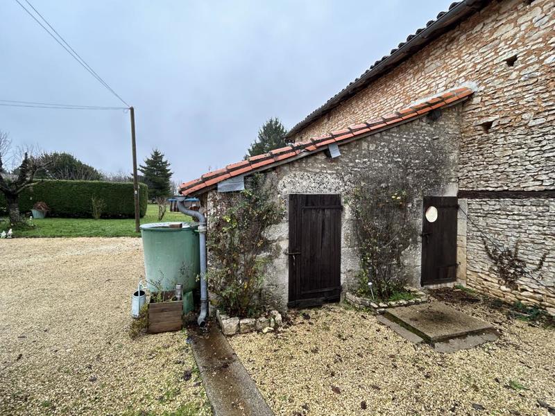 Demeure - 140 m² - 5 pièces