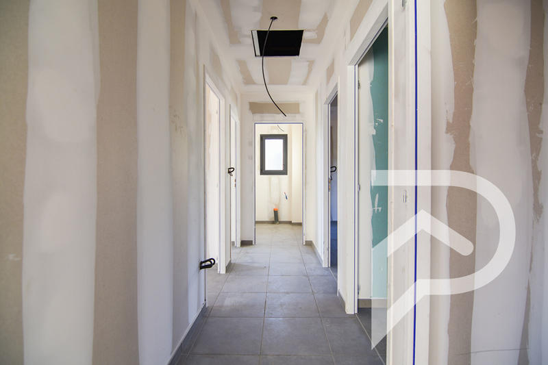 Maison - 99 m² - 4 pièces