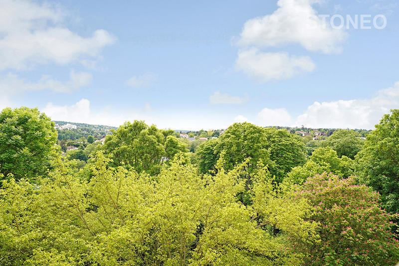 Appartement ancien - 126 m² - 6 pièces
