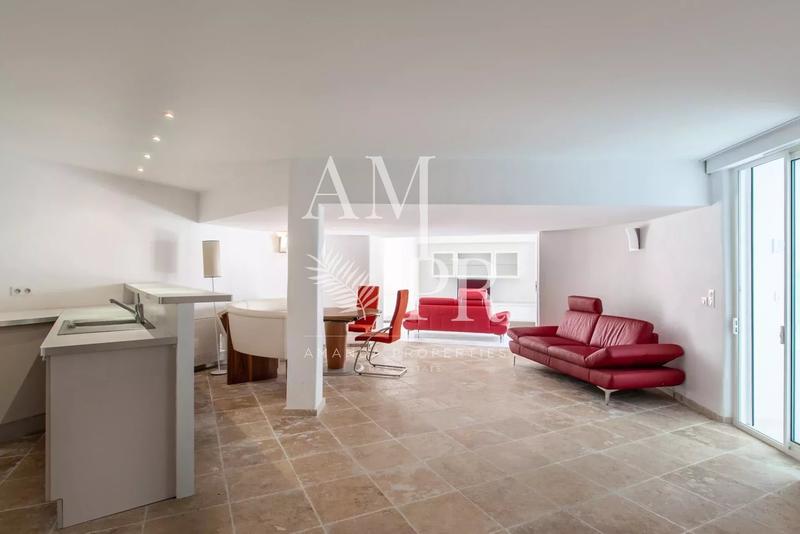 Villa - 540 m² - 13 pièces