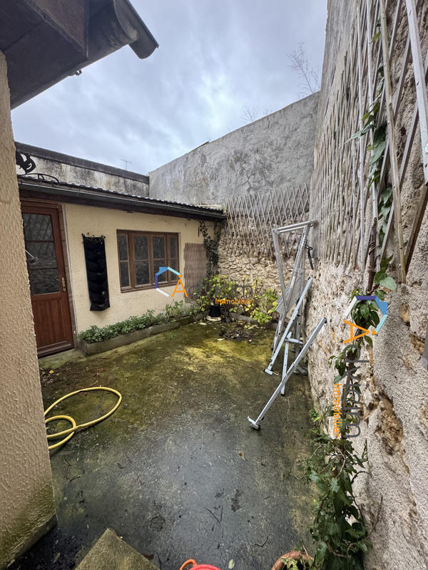 Maison - 85 m² - 4 pièces