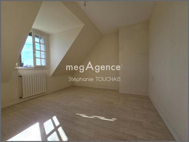 Maison traditionnelle - 112 m² - 7 pièces