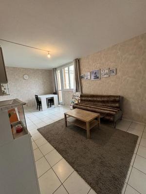 Appartement - 65 m² - 4 pièces