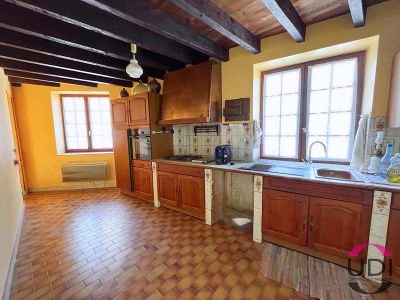 Maison - 220 m² - 5 pièces