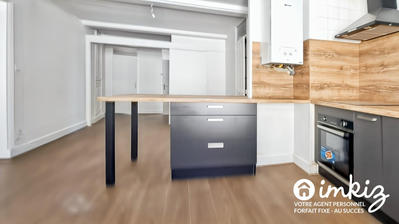 Maison - 318 m² - 13 pièces