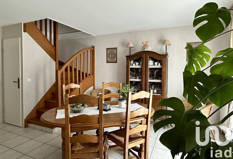 Maison - 96 m² - 6 pièces