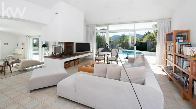 Maison - 295 m² - 7 pièces