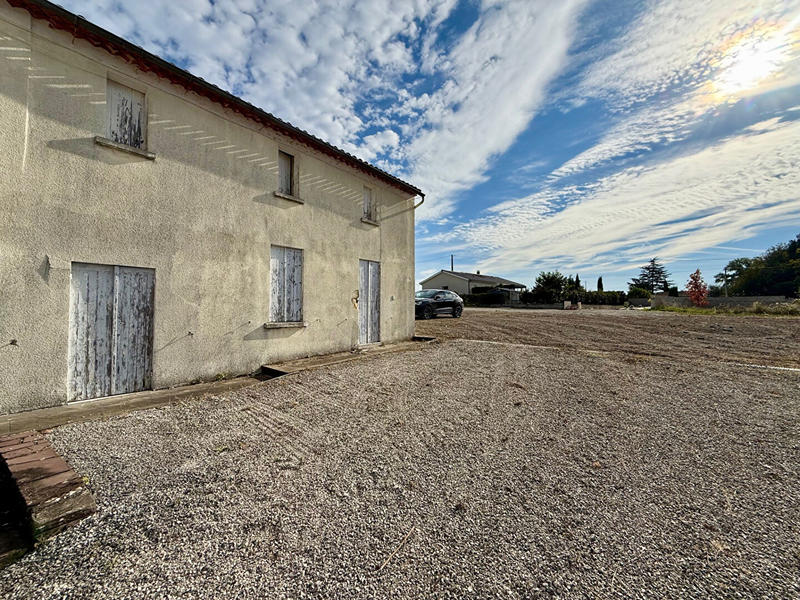 Maison - 80 m² - 5 pièces