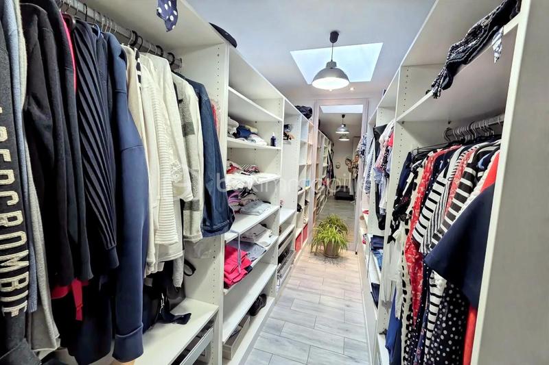 Maison traditionnelle - 186 m² - 5 pièces