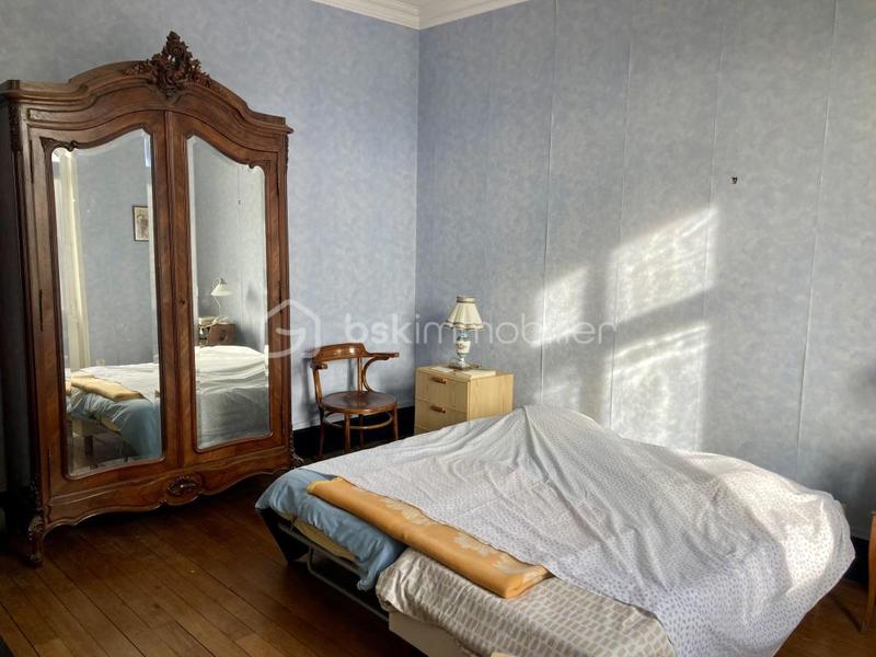 Demeure - 600 m² - 14 pièces