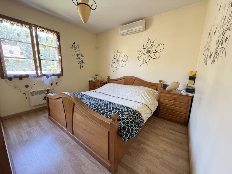 Maison traditionnelle - 130 m² - 8 pièces