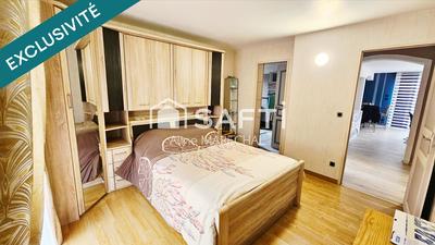 Maison - 164 m² - 9 pièces