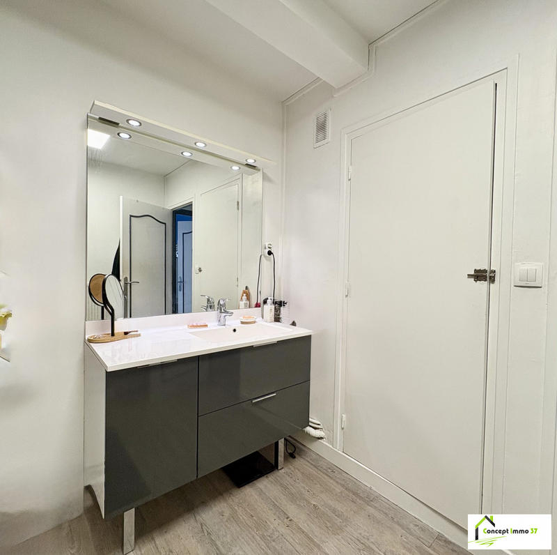 Appartement - 84 m² - 4 pièces