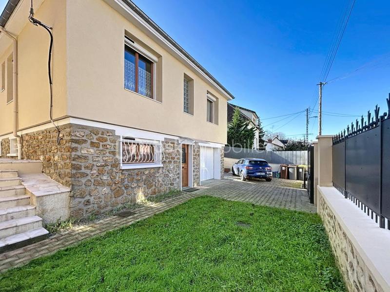 Villa - 107 m² - 4 pièces