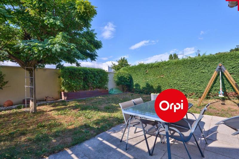 Maison - 104 m² - 4 pièces