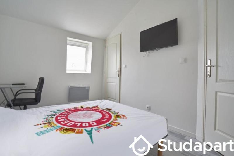 Chambre - 14 m² - 1 pièce