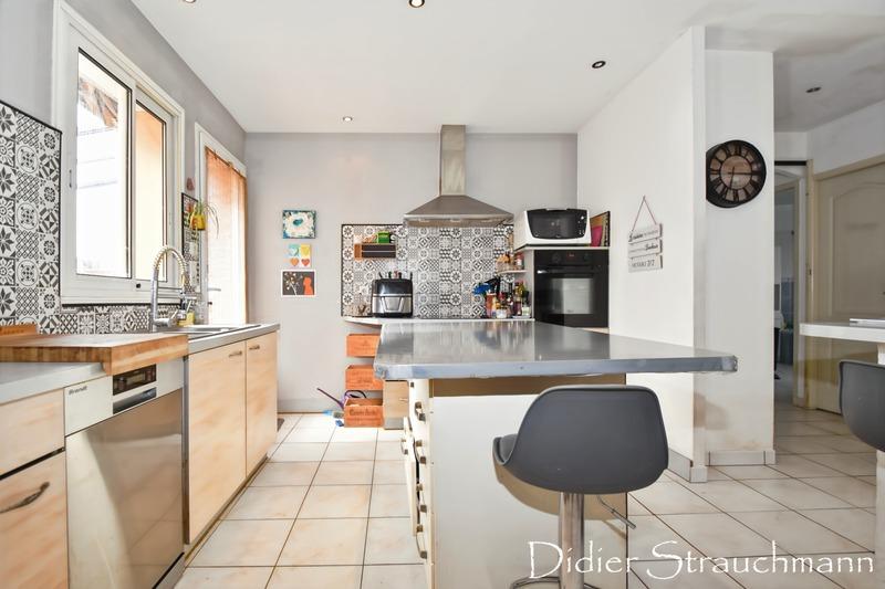 Maison - 167 m² - 6 pièces