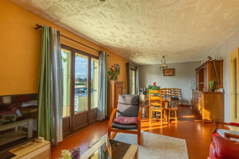 Maison - 188 m² - 8 pièces