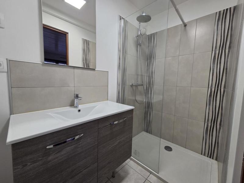 Appartement - 95 m² - 5 pièces