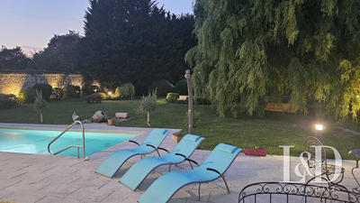 Maison - 269 m² - 12 pièces