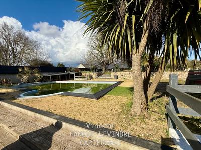 Maison - 259 m² - 12 pièces