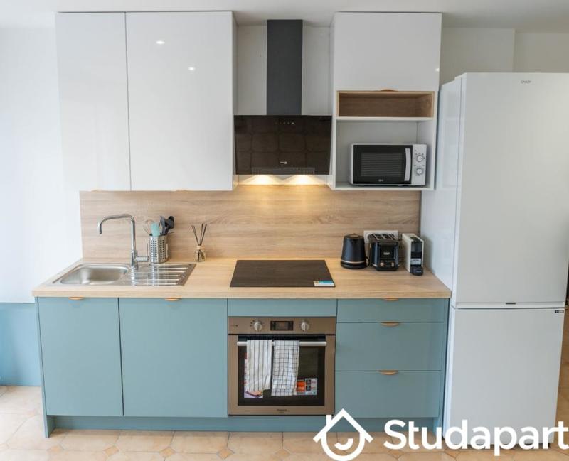 Chambre - 13 m² - 1 pièce