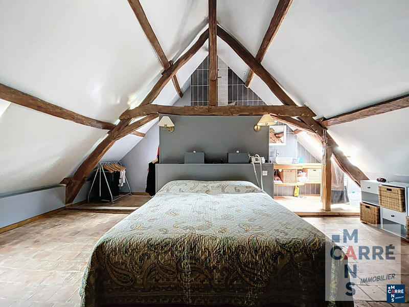 Maison - 380 m² - 10 pièces