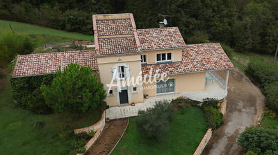 Villa - 166 m² - 5 pièces