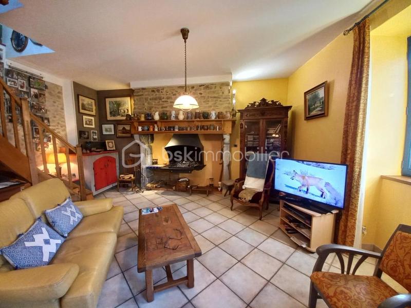 Maison ancienne - 147 m² - 11 pièces