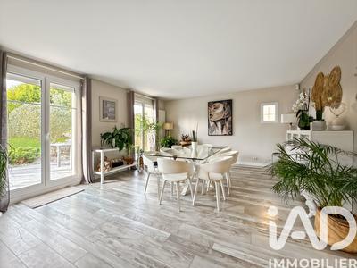 Maison - 144 m² - 6 pièces