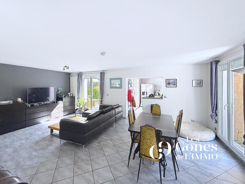 Villa - 144 m² - 7 pièces