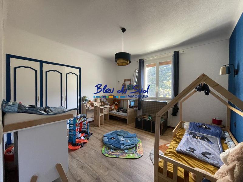 Appartement - 155 m² - 5 pièces