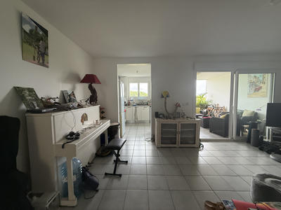 Appartement - 70 m² - 3 pièces