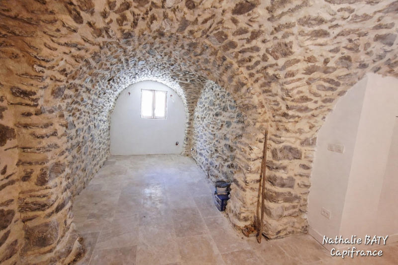 Maison en pierre - 99 m² - 5 pièces