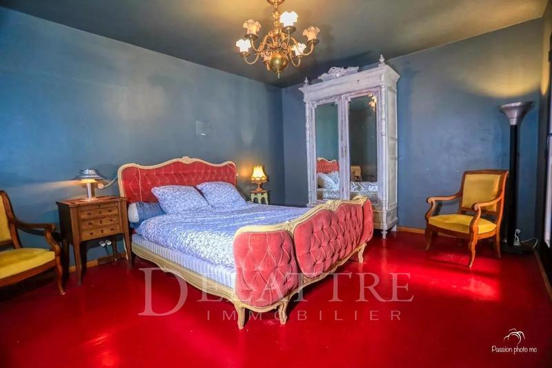 Villa - 230 m² - 10 pièces