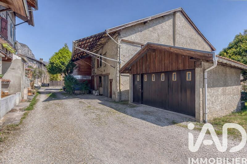 Maison de village - 132 m² - 5 pièces