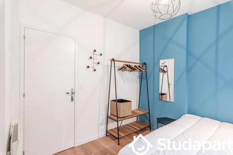 Chambre - 10 m² - 1 pièce