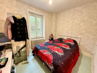 Immeuble - 130 m² - 7 pièces