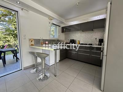 Pavillon - 134 m² - 6 pièces