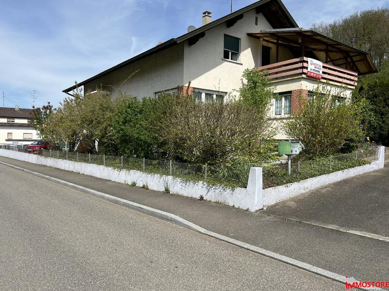 Maison - 205 m² - 8 pièces