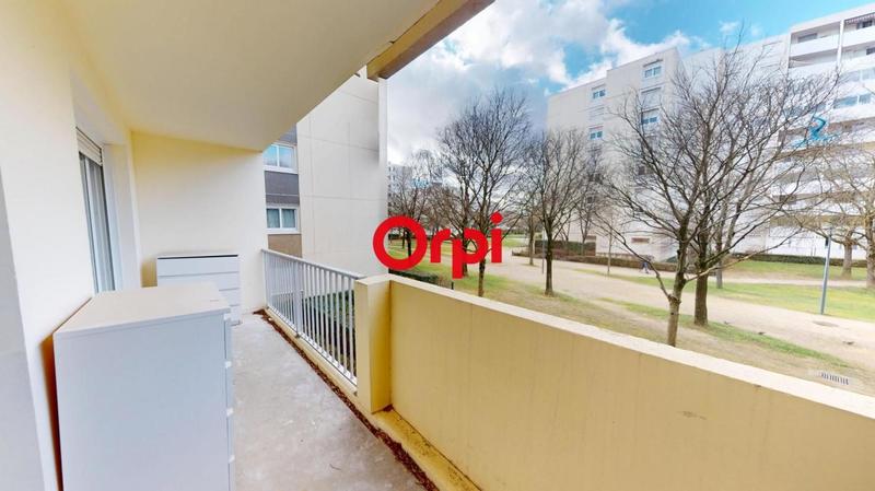 Appartement - 85 m² - 5 pièces