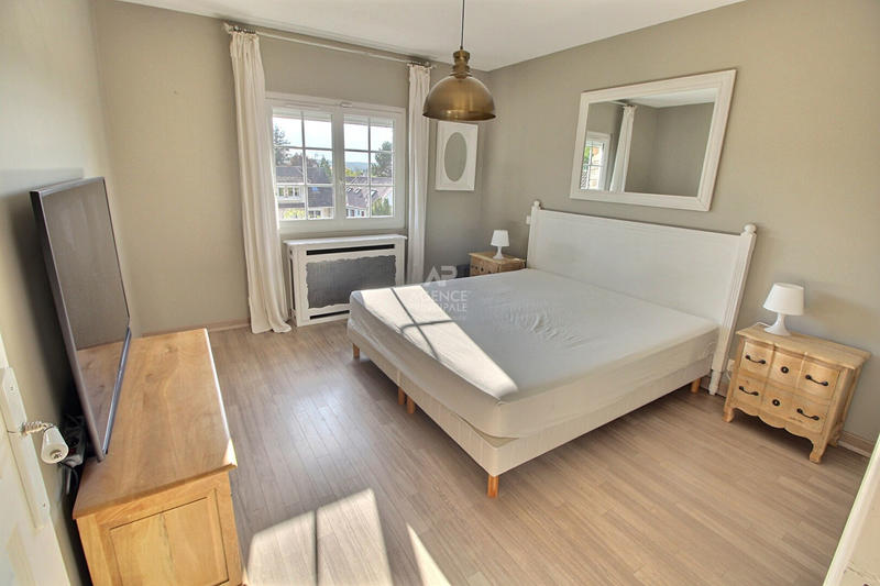 Maison - 156 m² - 7 pièces