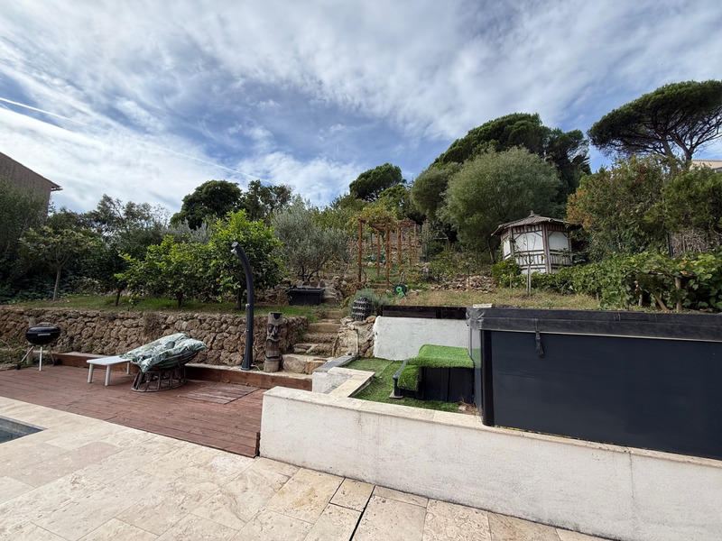 Villa - 160 m² - 5 pièces