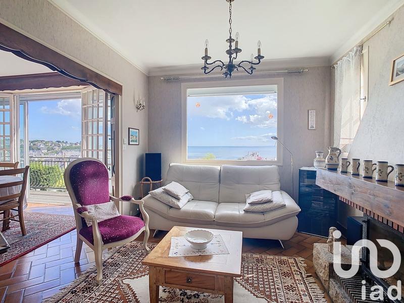 Maison - 165 m² - 10 pièces