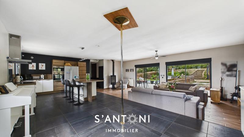 Villa - 138 m² - 5 pièces