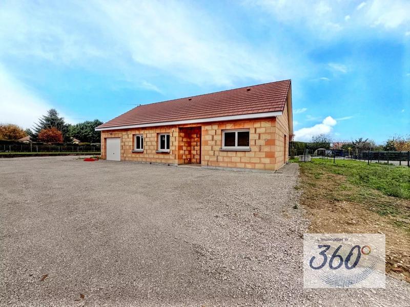 Maison - 84 m² - 4 pièces