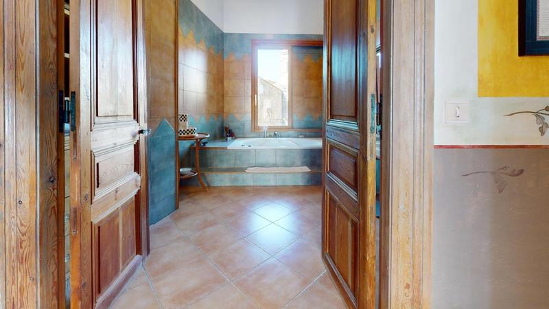 Maison - 235 m² - 5 pièces