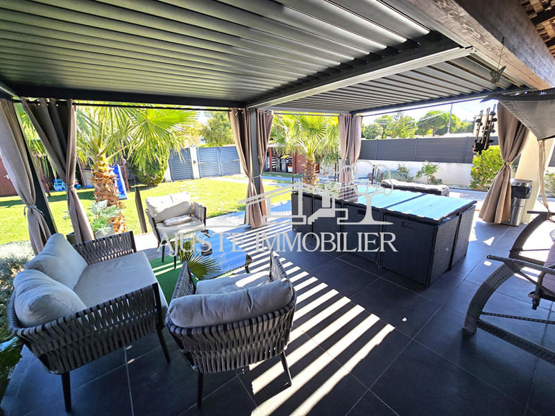 Villa - 200 m² - 7 pièces